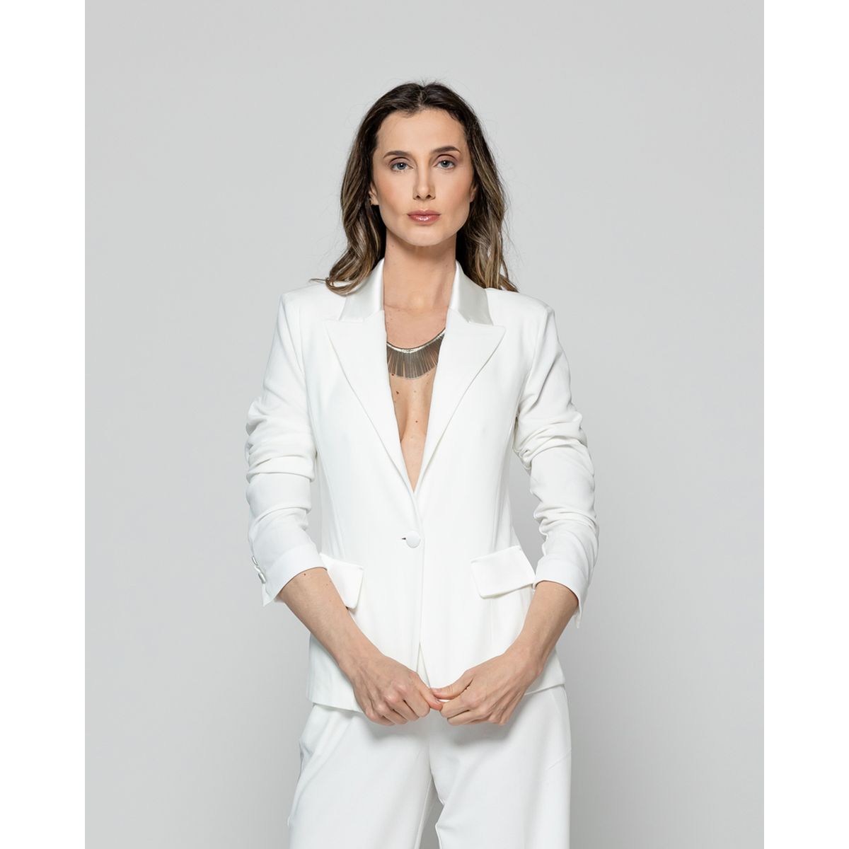 LINEATRE - Chaqueta Mujer Tipo Blazer Caterina Con Botón Satinada Blanco Crudo Lineatre