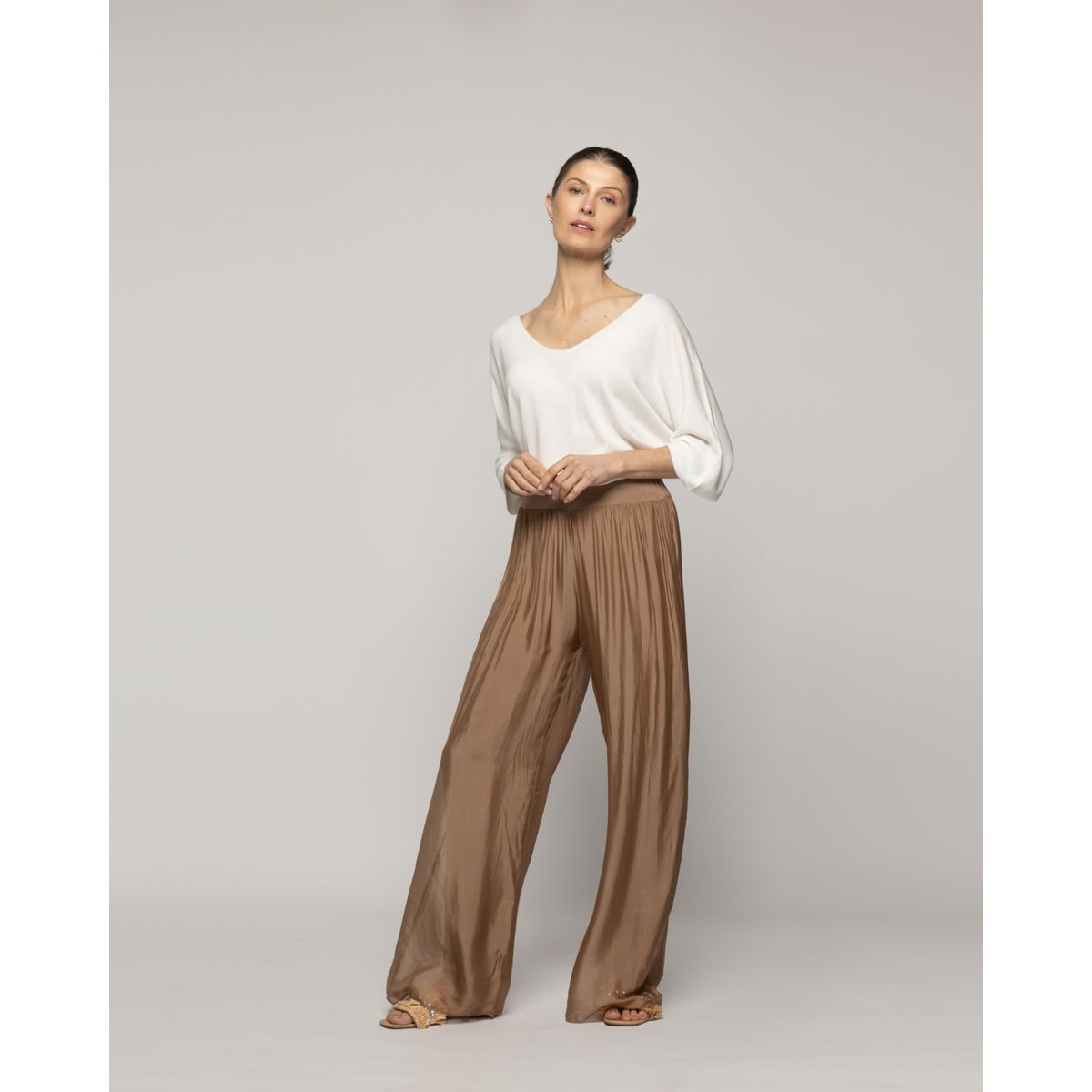 LINEATRE - Pantalón Mujer Perla Palazzo Tipo Satín Café Moka Lineatre