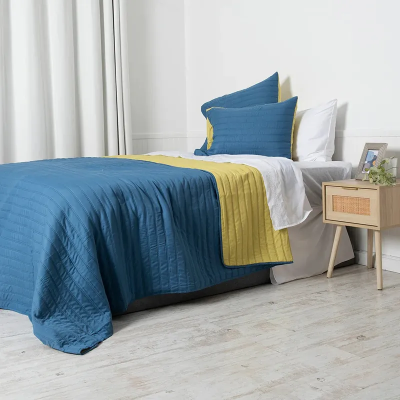 MASHINI - Quilt Microfibra 1.5 Plazas Toledo Bicolor
