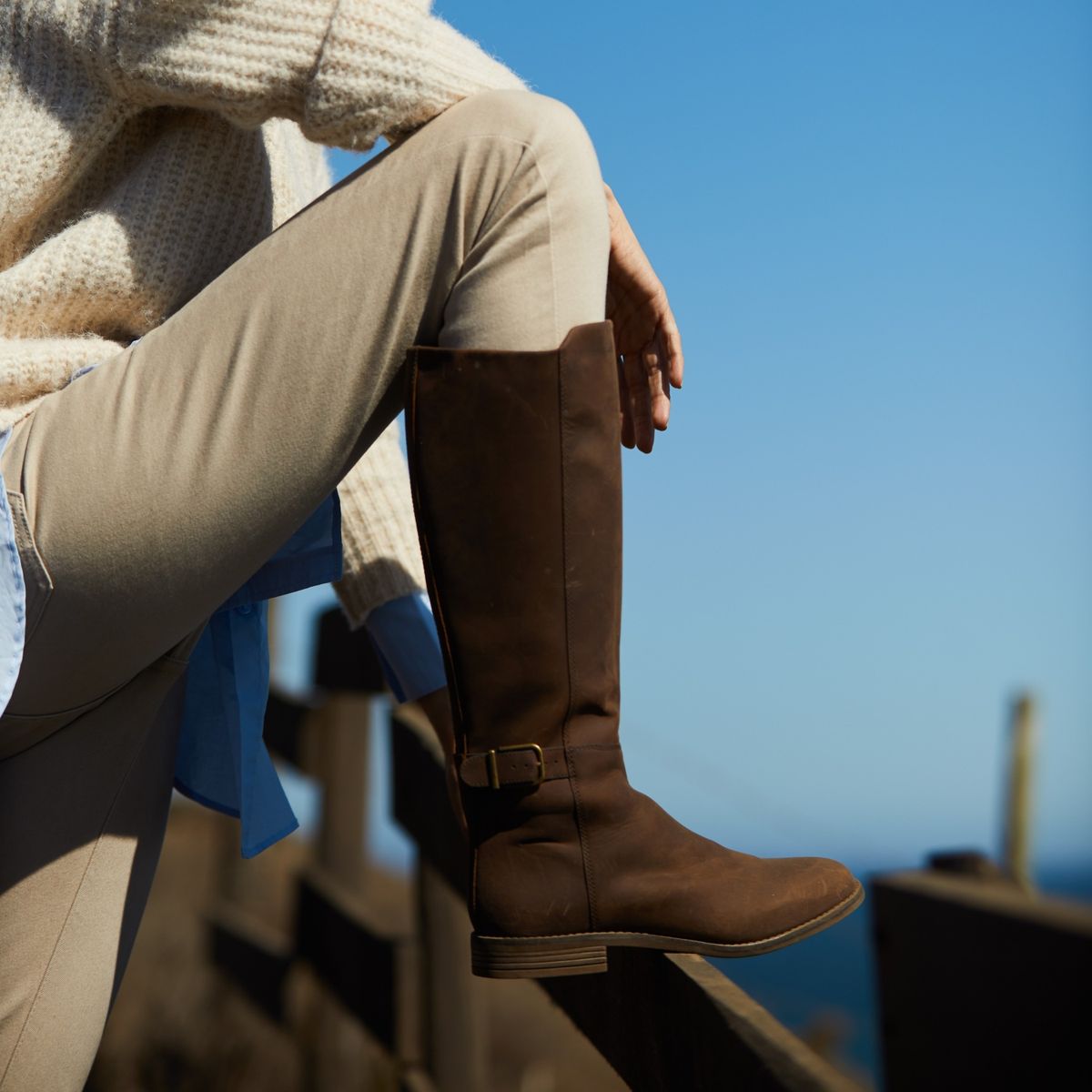 CLARKS - Bota Vaquera Mujer Cuero Café Clarks