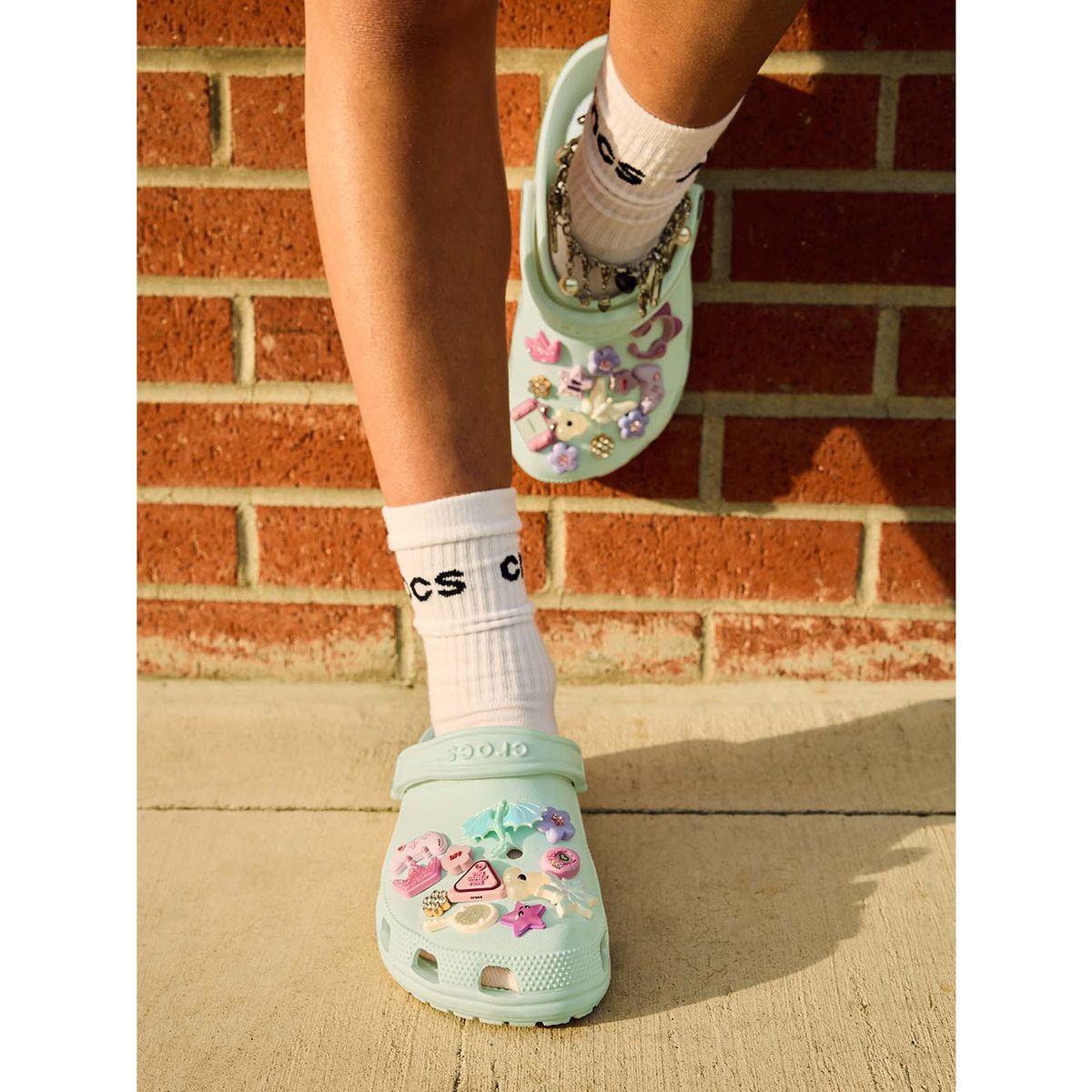 CROCS - Zueco Niños Grandes Classic Clog Verde CROCS