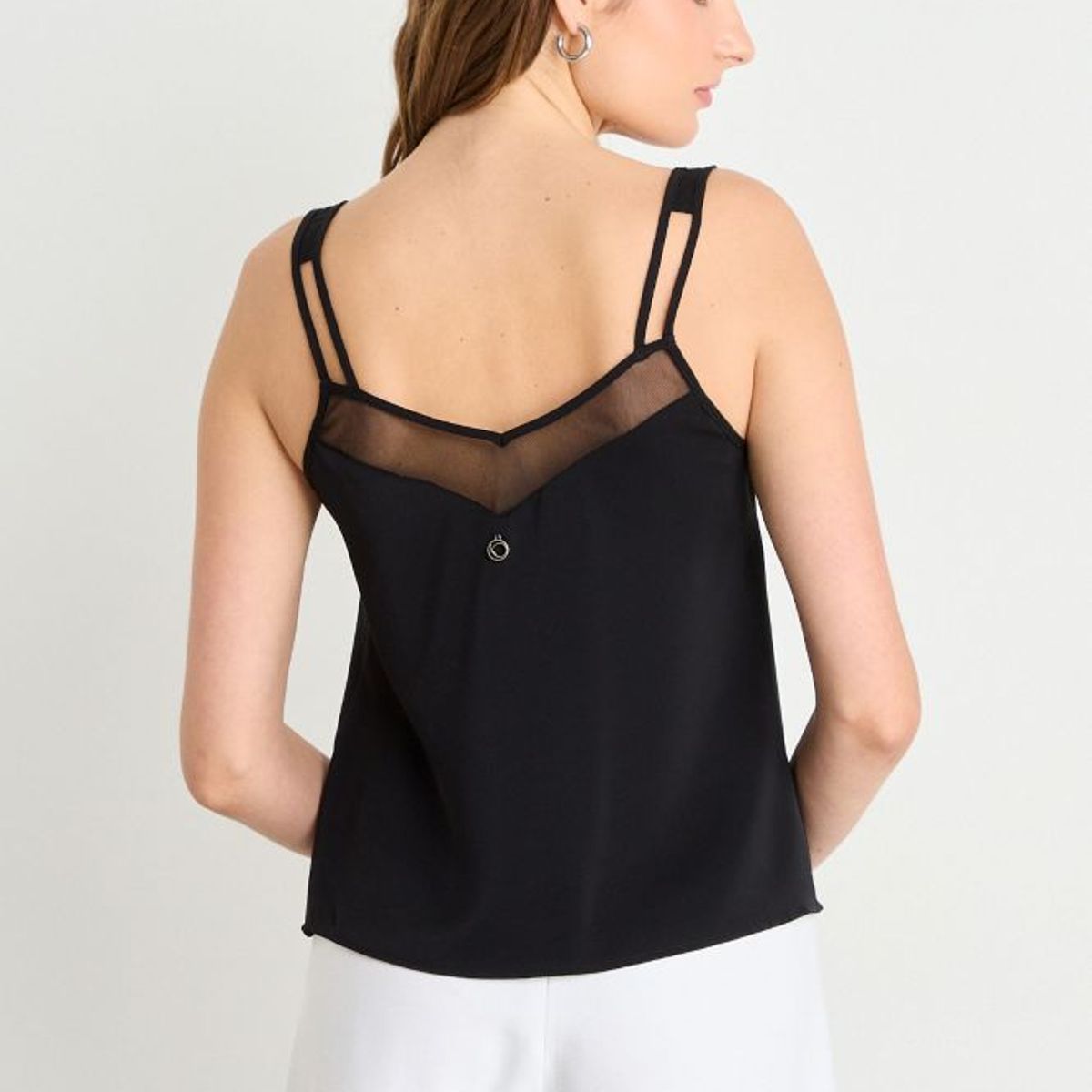 IO - Blusa Sin Mangas Negro iO