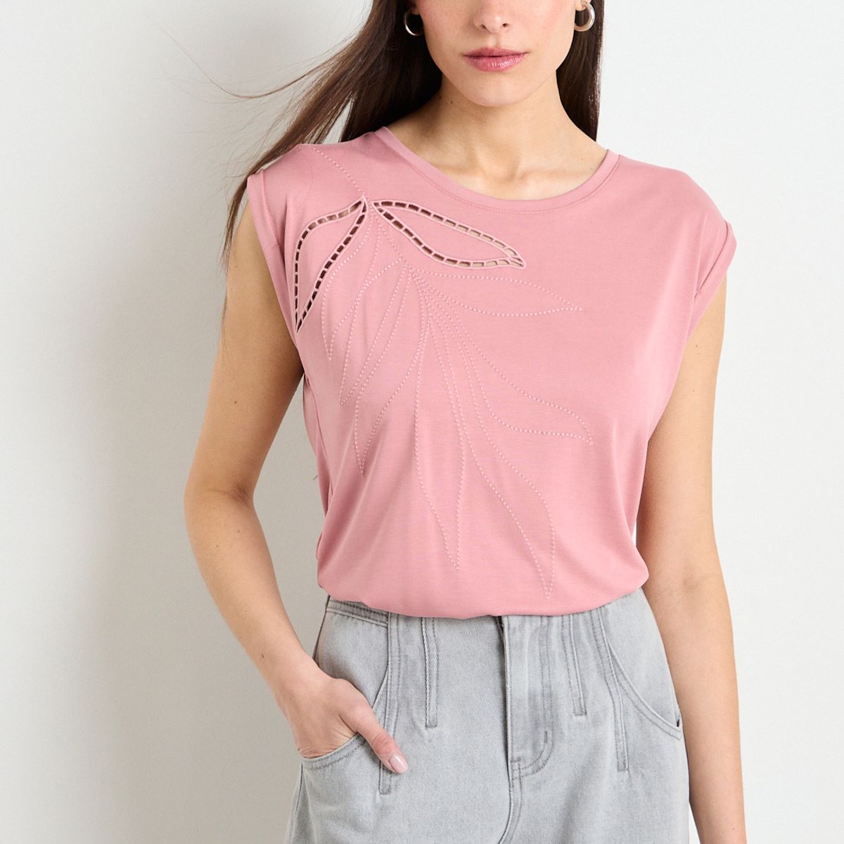 IO - Polera Manga Corta Rosada iO