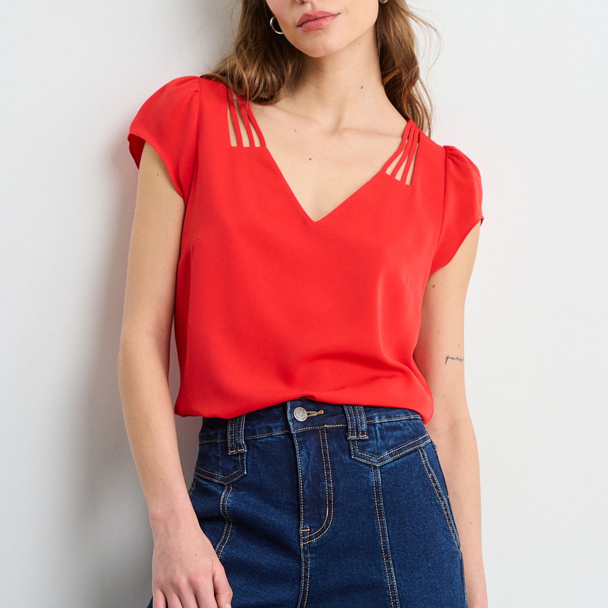 IO - Blusa Manga Corta Roja Mujer iO