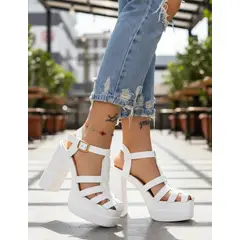 SNOOPY - Sandalias Blancas para Dama Taco Alto con Plataforma M397