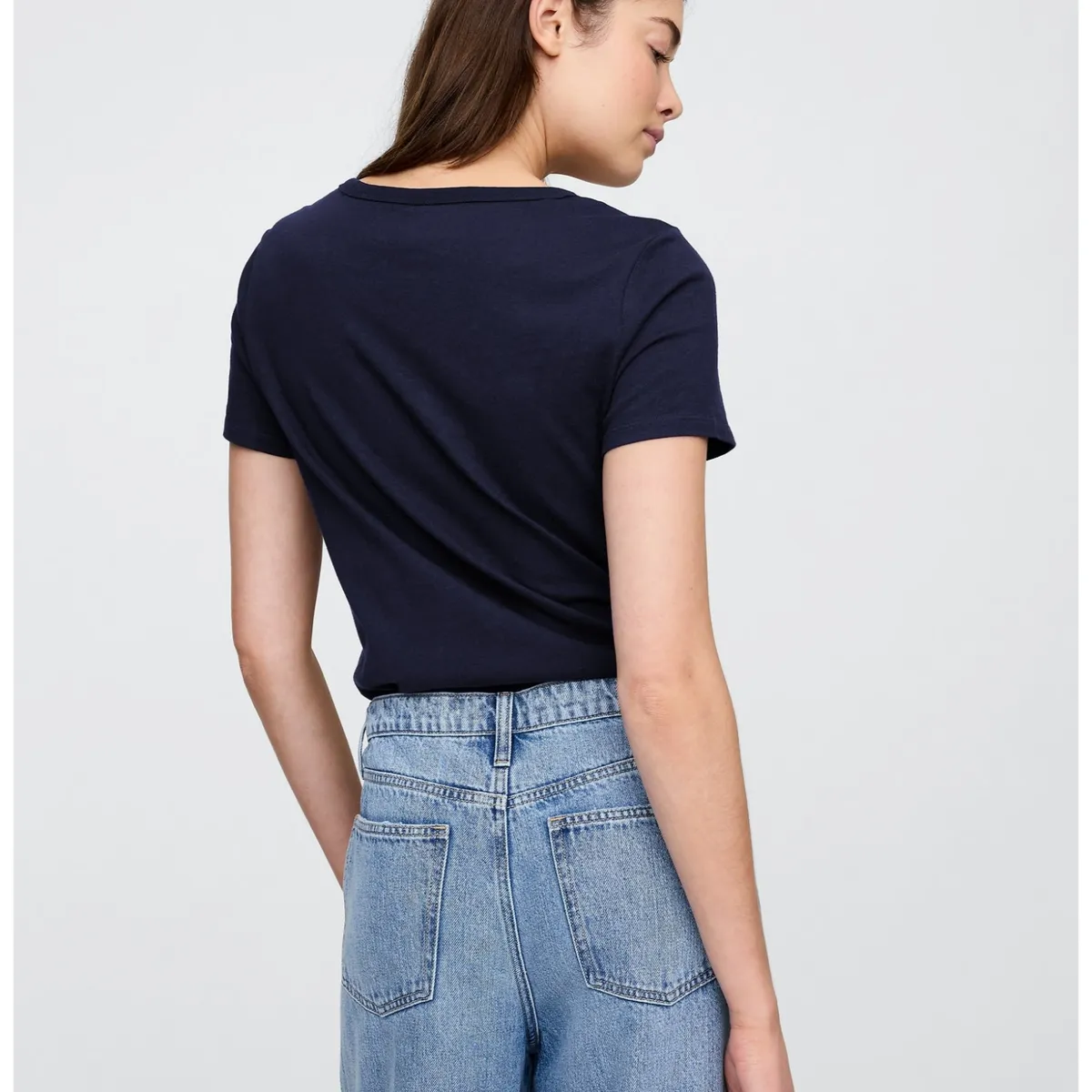 GAP - Polera Mujer Cuello V Manga Corta Azul Marino GAP