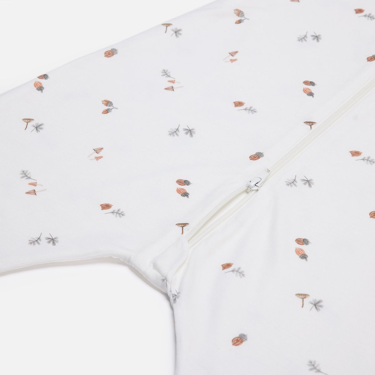 BABYROSEN - Saquito Jumper Tencel Bellotas 2-4 Años