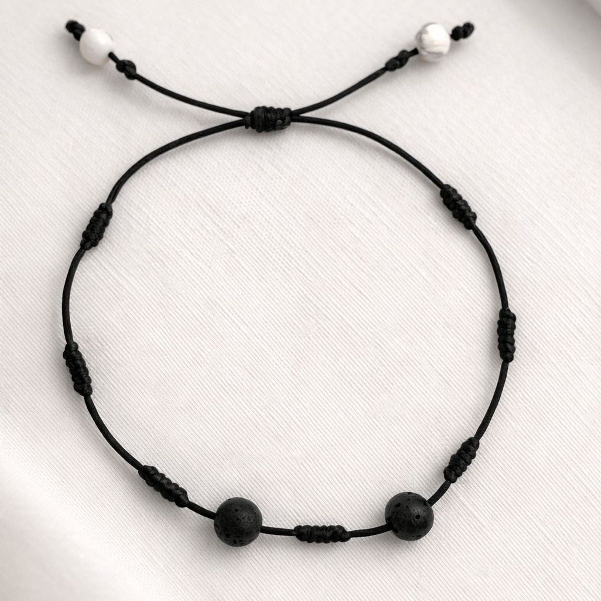 HAOKIDS - Pulsera negra hombre un amuleto con 7 nudos de protección y suerte