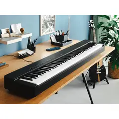 YAMAHA - Piano Digital P225B + Atril Transformador y Pedal