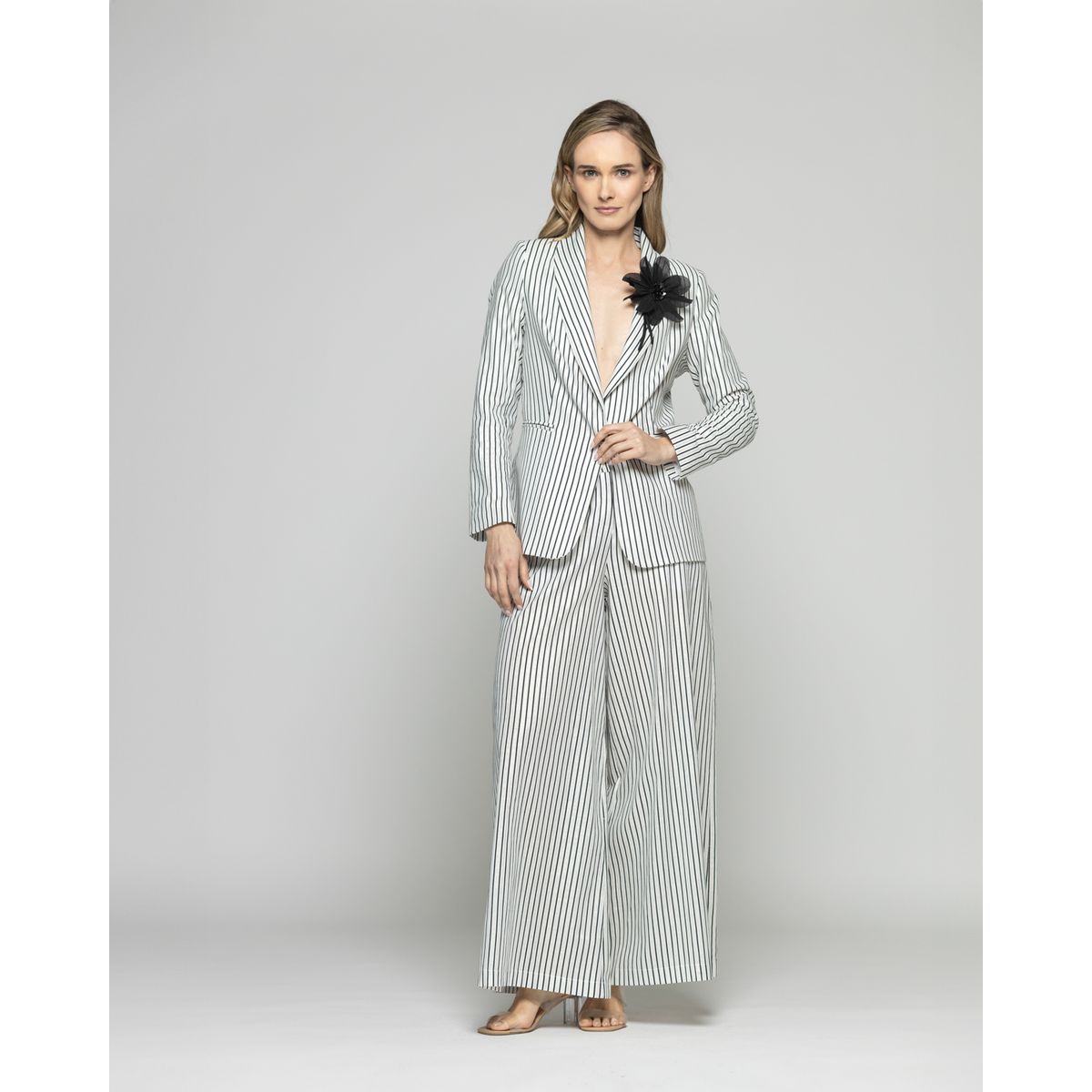 LUDOVICA - Blazer Mujer Liatris Largo Clásico Algodón Rayas Negro Y Blanco Ludovica