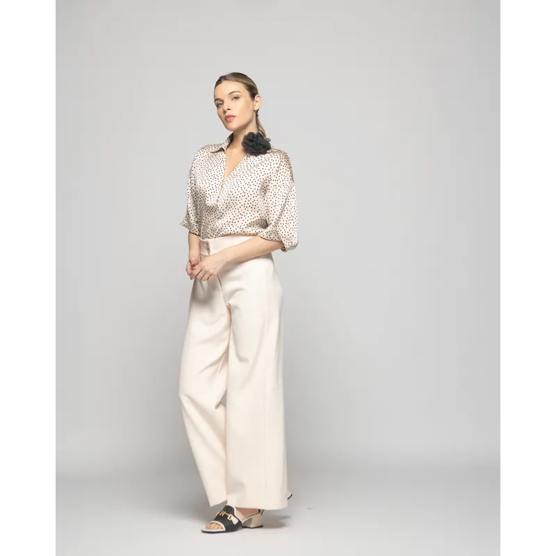 LUDOVICA - Blusa Mujer Boronia Escote V Estampado Lunares Colores Beige Ludovica