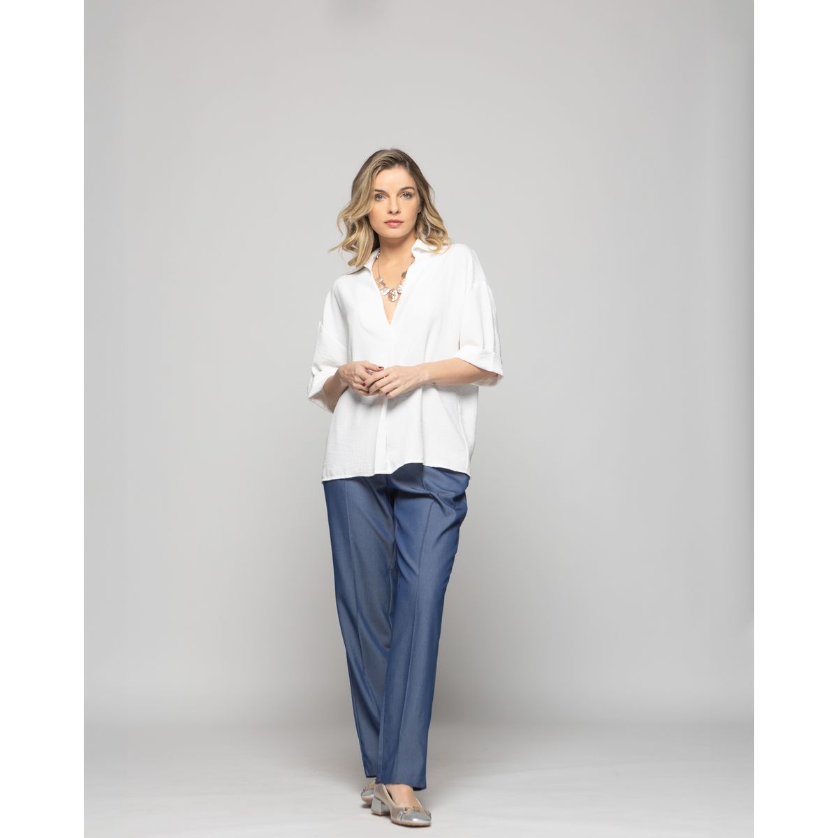 LUDOVICA - Blusa Mujer Gaura Escote V Con Cuello Media Manga Blanca Crudo Ludovica