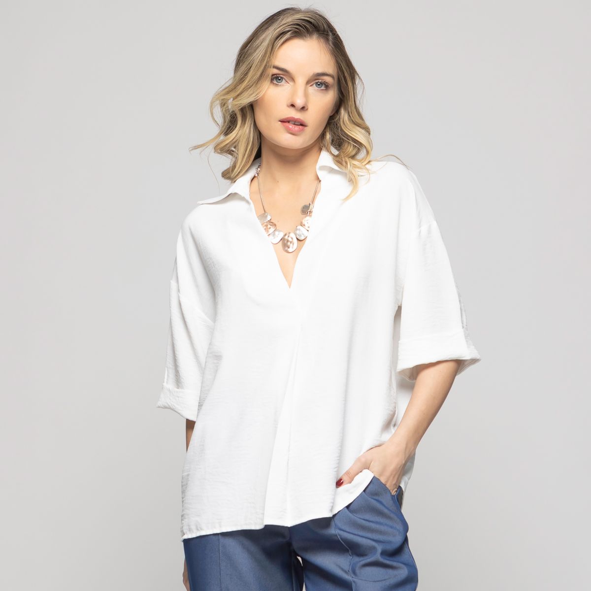 LUDOVICA - Blusa Mujer Gaura Escote V Con Cuello Media Manga Blanca Crudo Ludovica