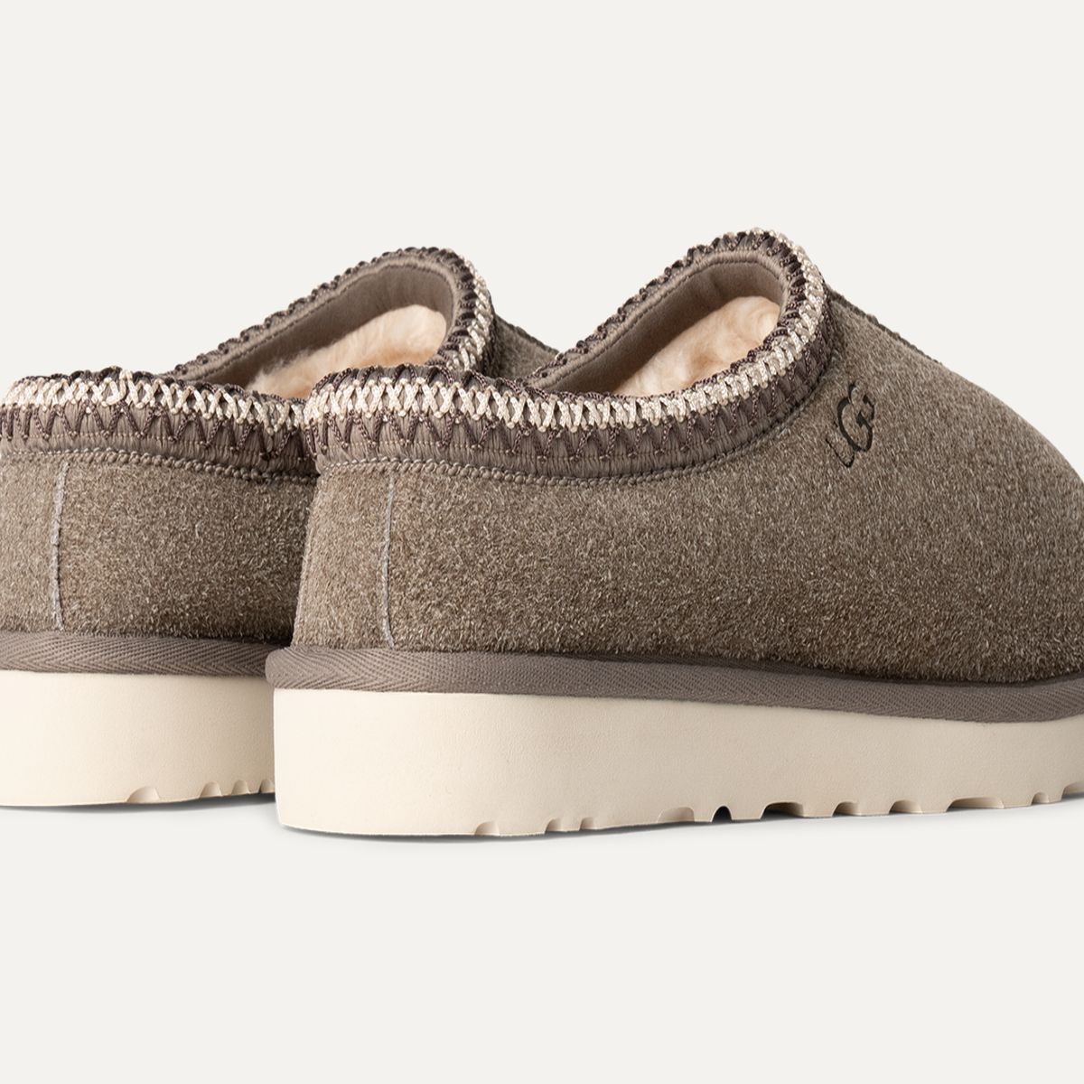 UGG - Pantufla Hombre UGG Tasman Shaggy Suede Gris