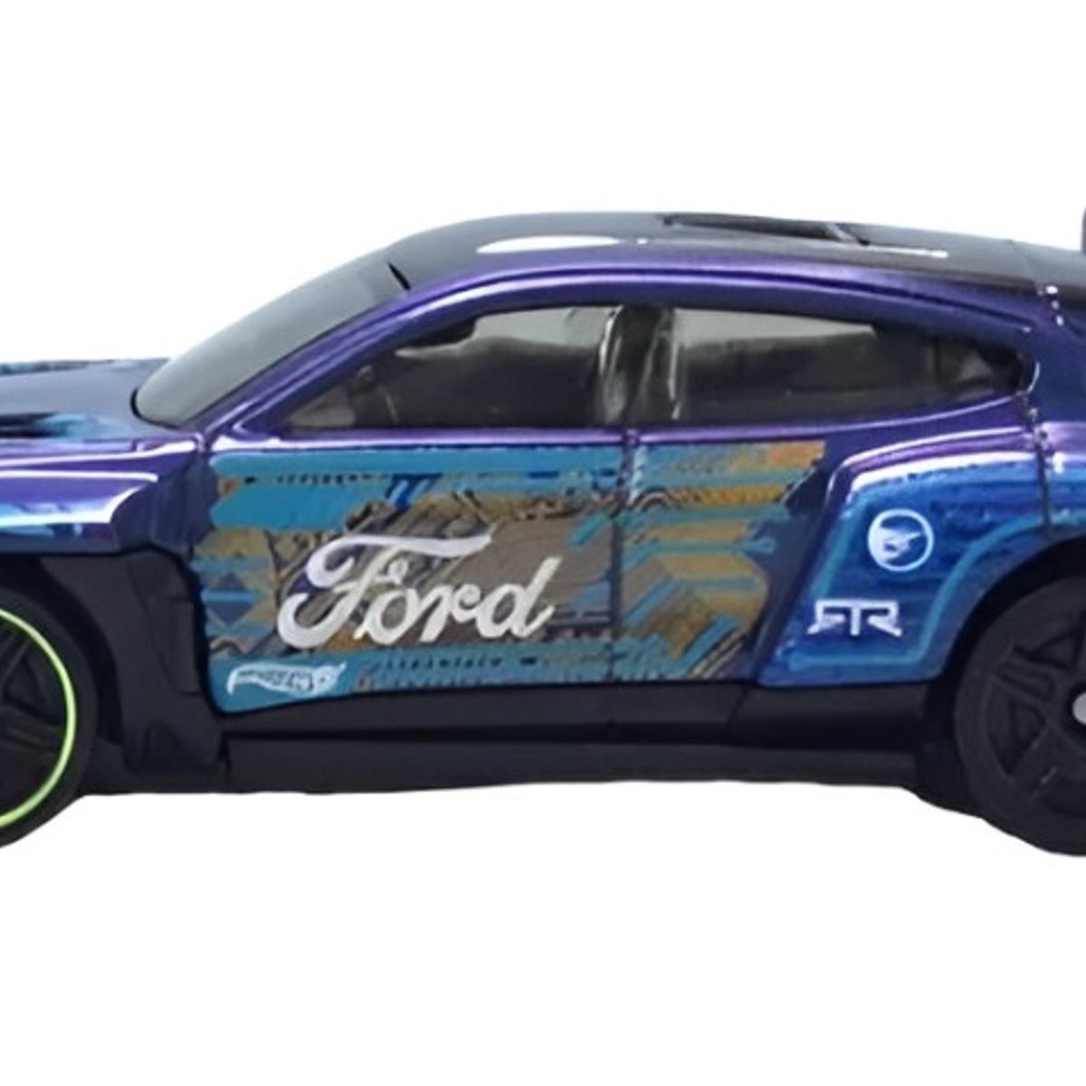 HOT WHEELS - Ford mustang mach-e 1400 treasure  Hot wheels 26/250