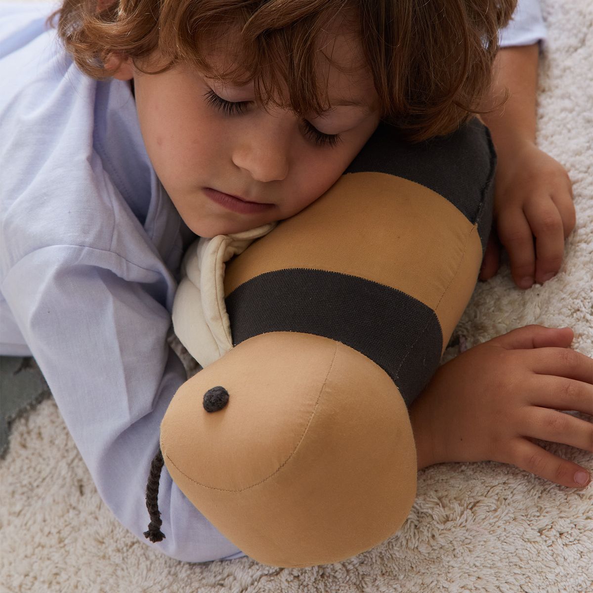 LORENA CANALS - Cojín Buzzy Bee