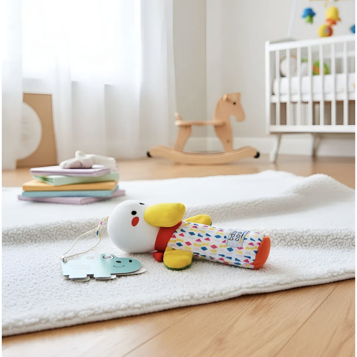 BABYCARE - Sonajero para estimulación temprana Baby Care diseño Pato