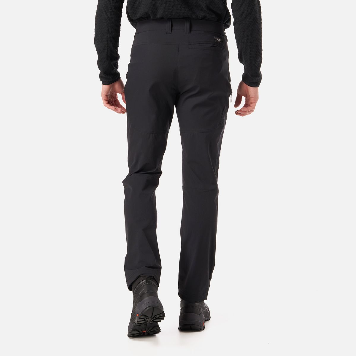 LIPPI - Pantalón Hombre Lennox Q-Dry Regular Fit Pants Negro Lippi