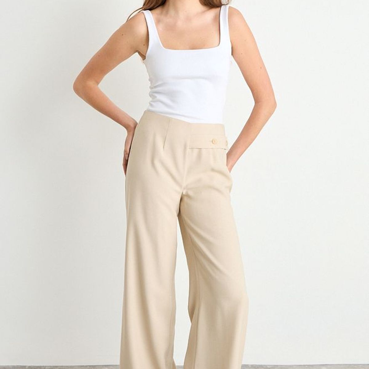 IO - Pantalon Liso Mujer Beige Io