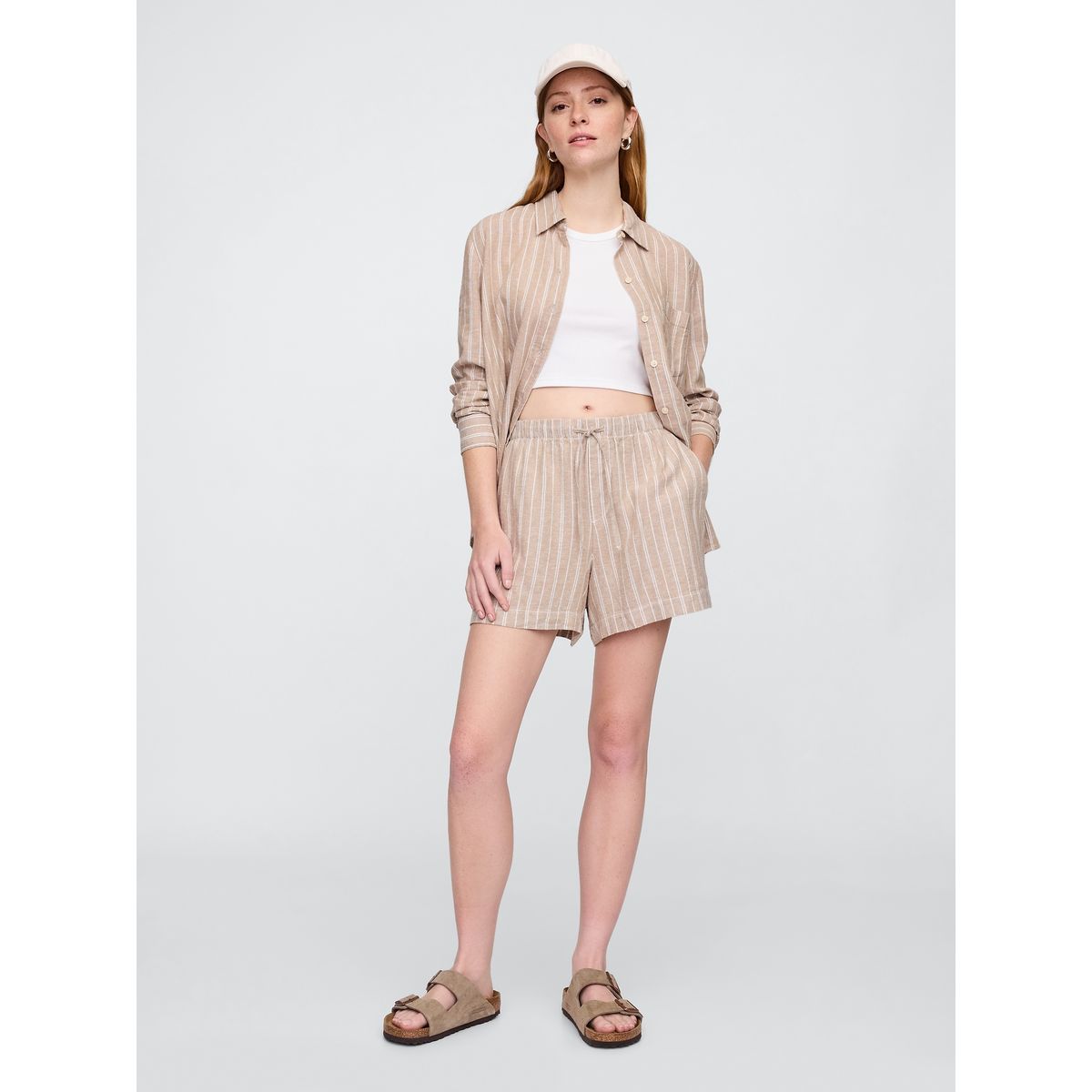 GAP - Short Mujer Gap 4" Lino Striped Beige