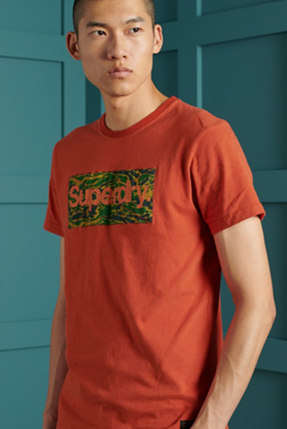 SUPERDRY - Polera Manga Corta Vintage Logo con Relleno