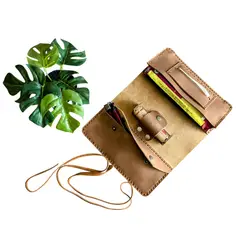 GENERICO - Tabaquera de cuero Amau