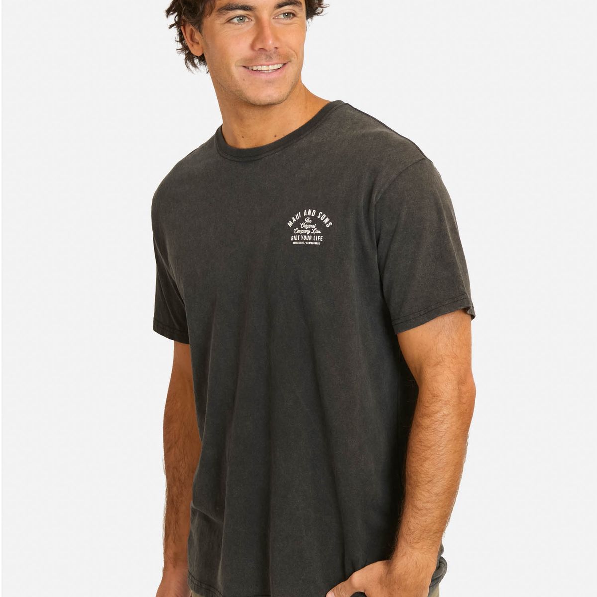 MAUI AND SONS - Polera MC Dilis Negro Hombre Maui And Sons