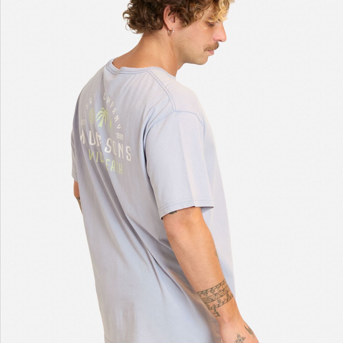 MAUI AND SONS - Polera MC Divaza Morado Hombre Maui And Sons