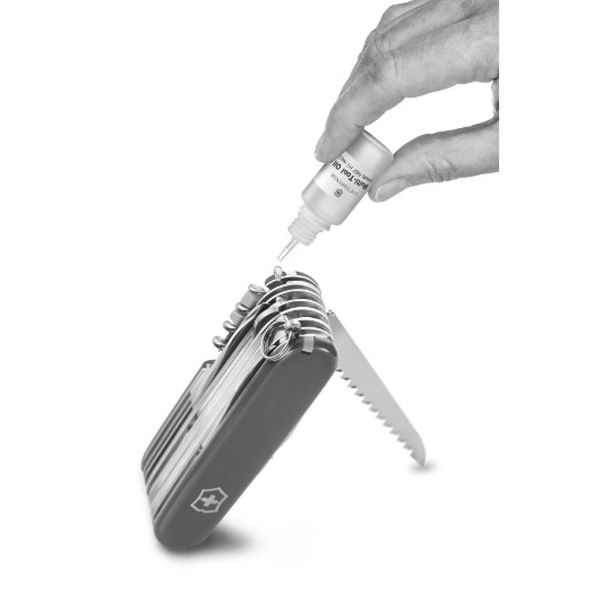 VICTORINOX - ACEITE PARA MULTI TOOL 10ML BLISTER VICTORINOX