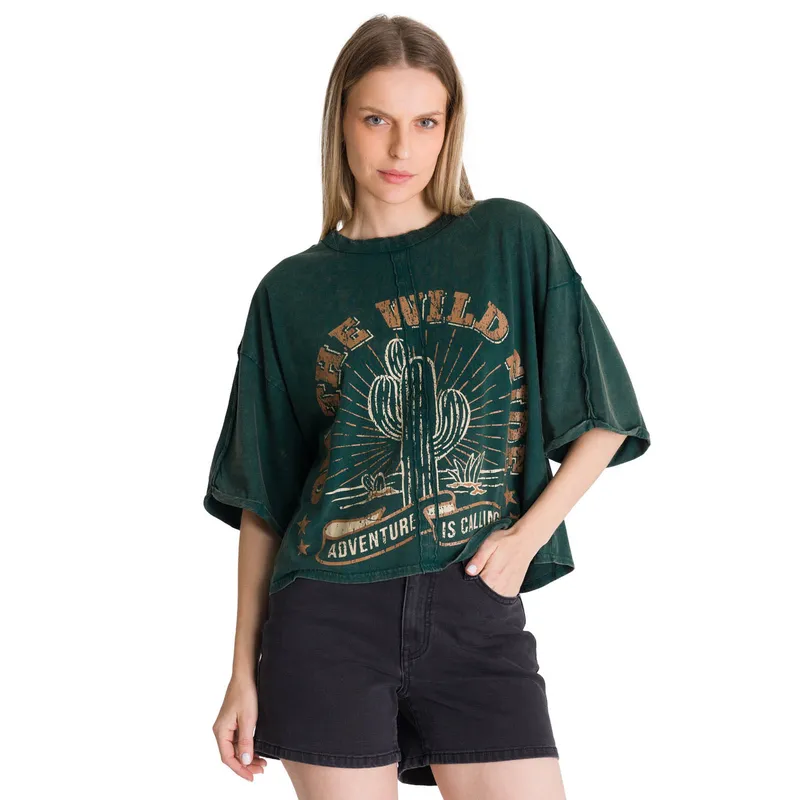 CAT - Polera Manga Corta Oversize Mujer Diseño Verde CAT