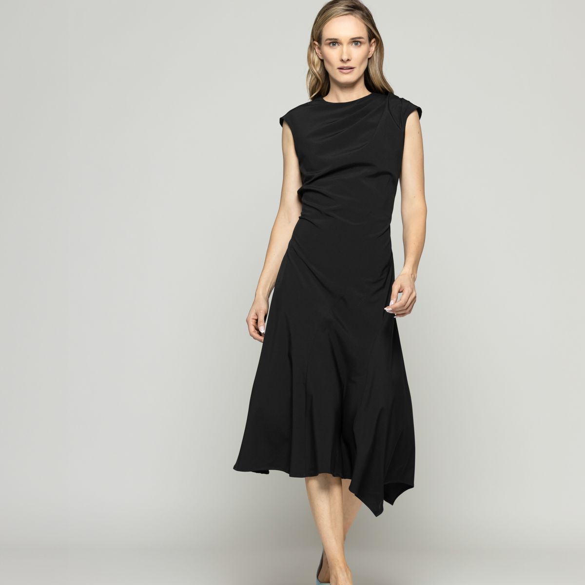 LUDOVICA - Vestido Mujer Yareta Midi Escote Redondo Hombro Drapeado Liso Negro Ludovica