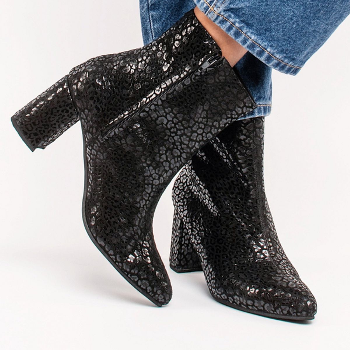 GANDARVA - Zapato Botín Mujer De Cuero Guacolda 7 cm Negro Animal Print