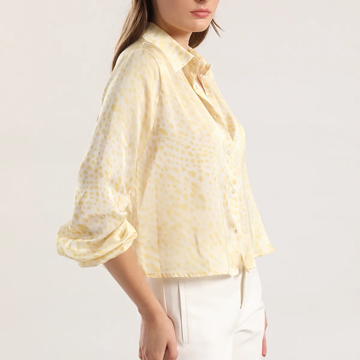 LIOLA - Blusa satin estampado manchas liola mujer amarillo