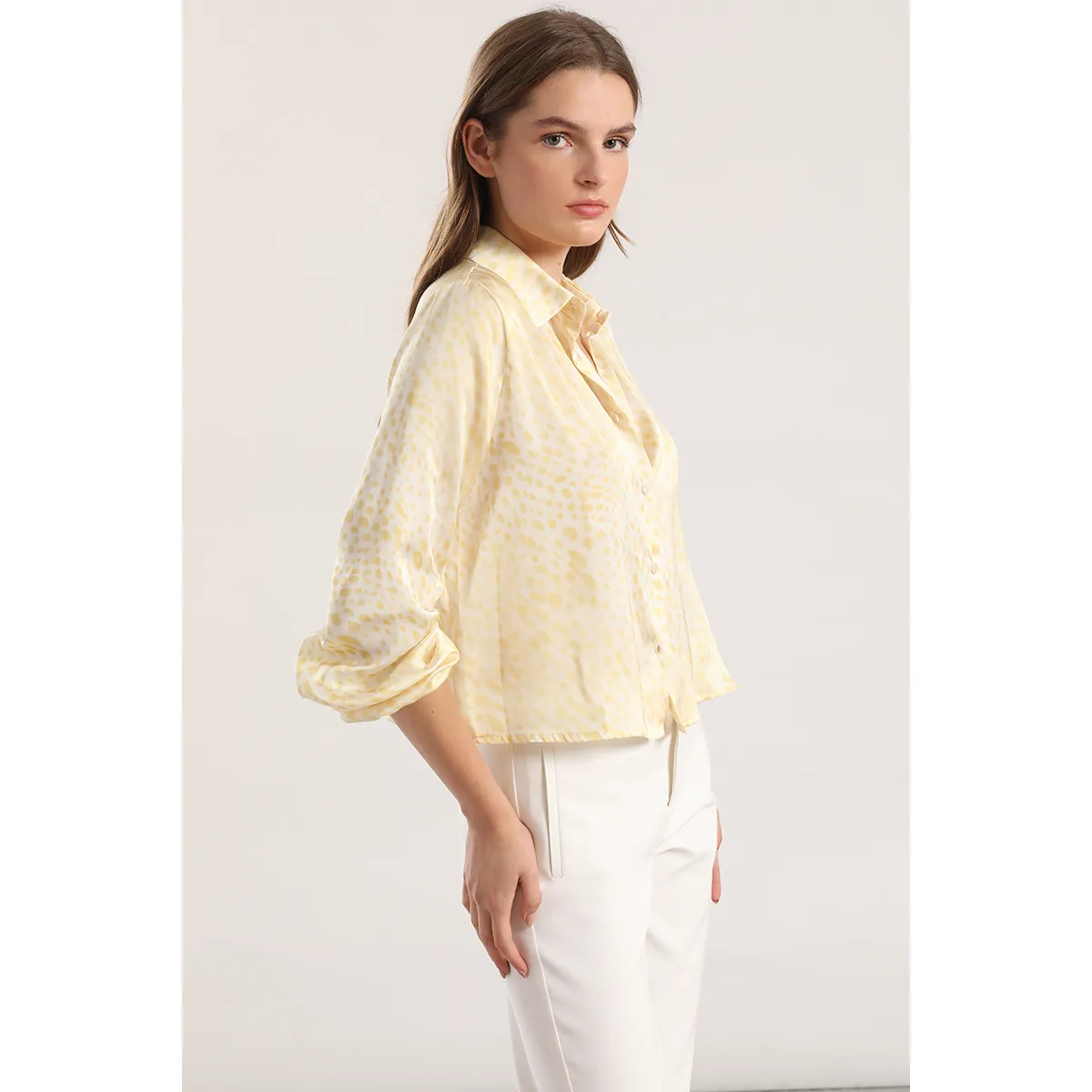 LIOLA - Blusa satin estampado manchas liola mujer amarillo