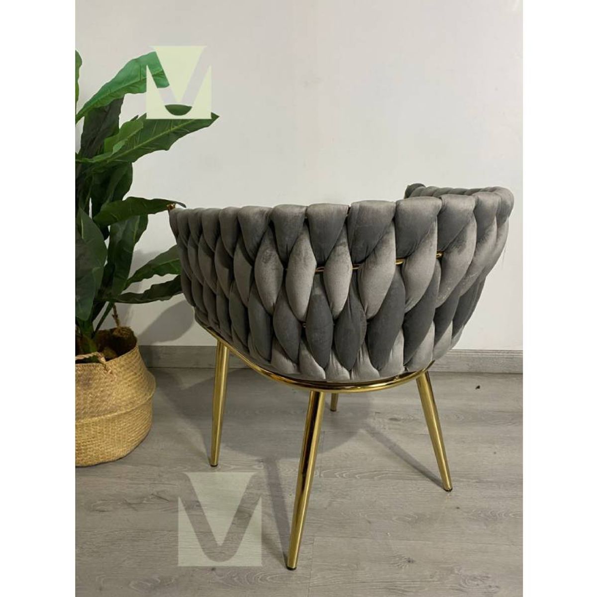 MOAD - Sitial Royal Queen Velvet Gold