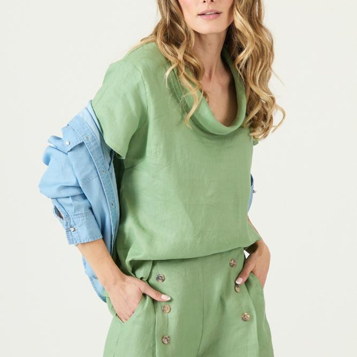 PRIVILEGE - Blusa de lino verde PRIVILEGE 3346