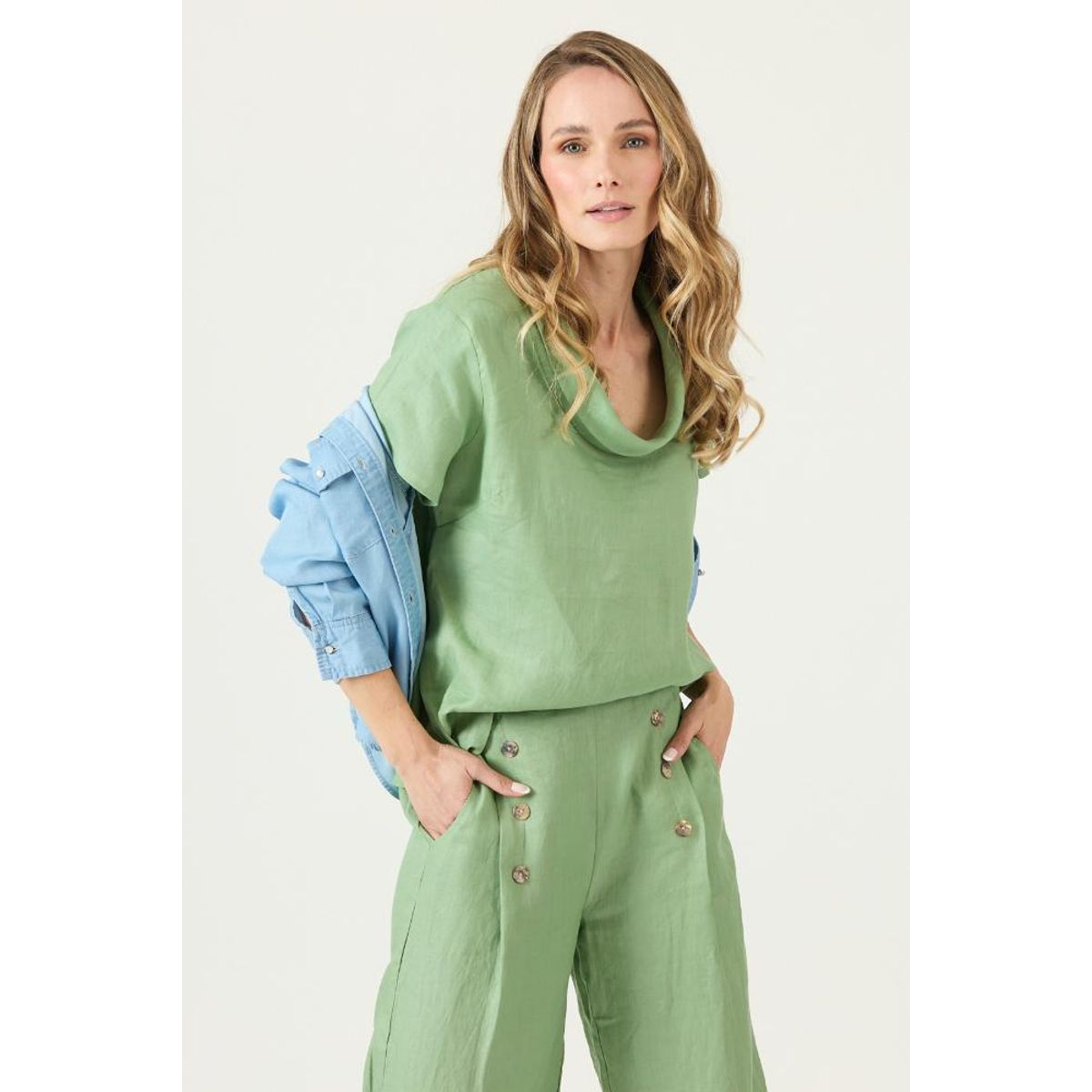 PRIVILEGE - Blusa de lino verde PRIVILEGE 3346