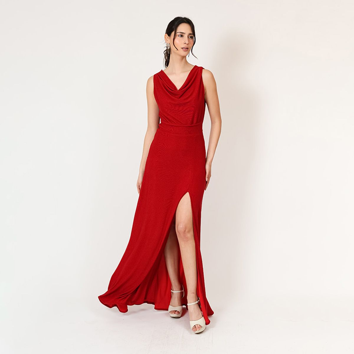 NATALIA SEGUEL - Vestido Drapeado Tajo Rojo Brillo Fiesta  Natalia Seguel