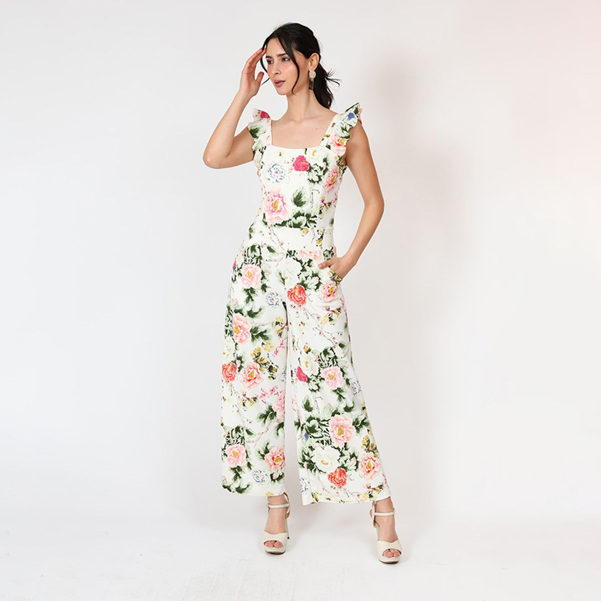 NATALIA SEGUEL - Enterito Mercedes Blanco Flores  Natalia Seguel