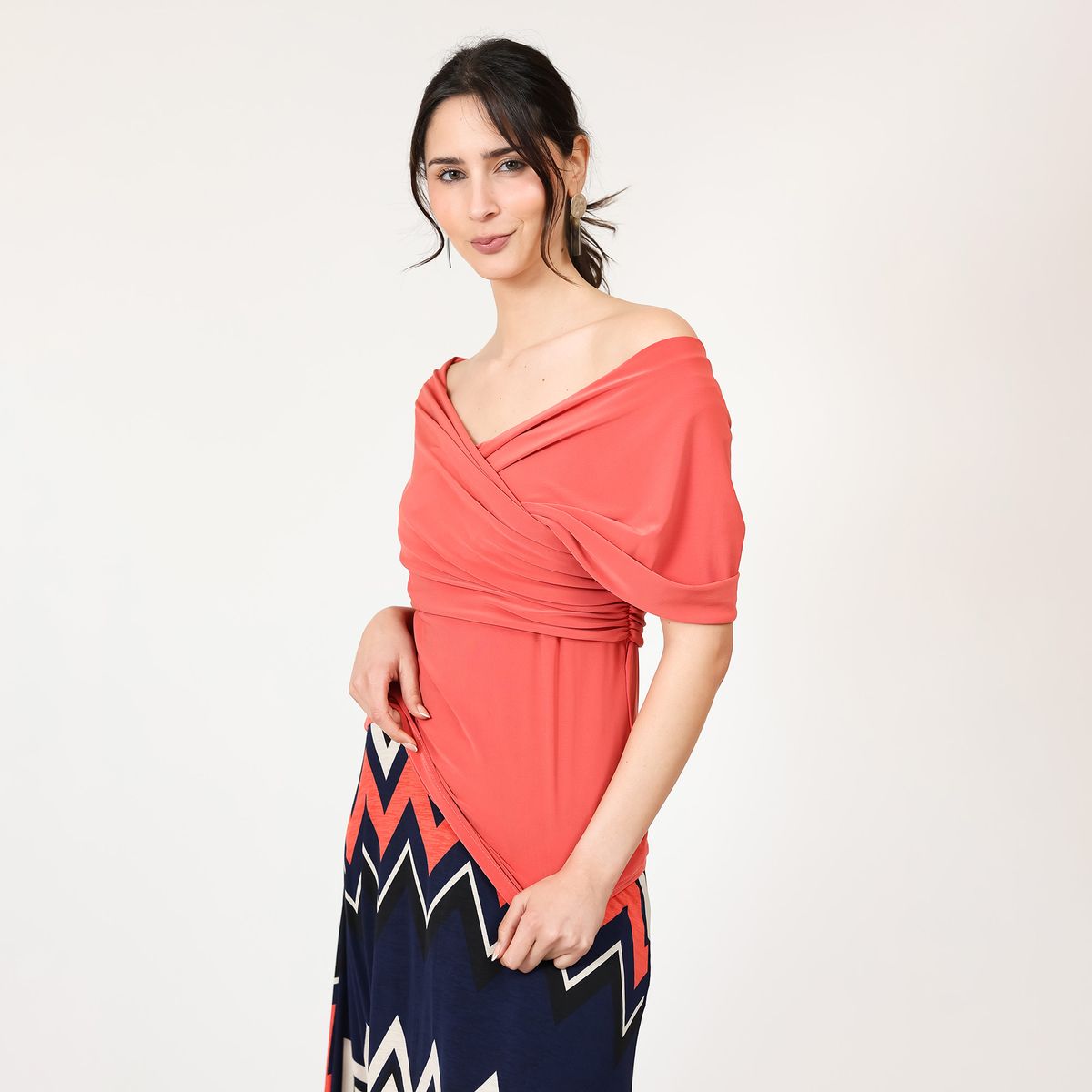 NATALIA SEGUEL - Polera Suri Coral Manga Corta  Natalia Seguel