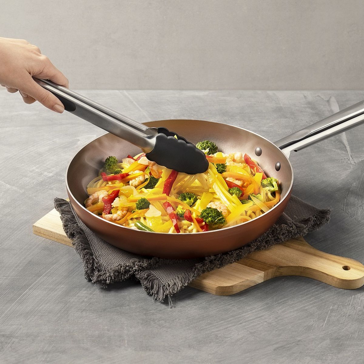 BRINOX - Sartén 28 Cm Curry Cobre Brinox 2.5 L Y 5.5 Cms De Alto Cobre
