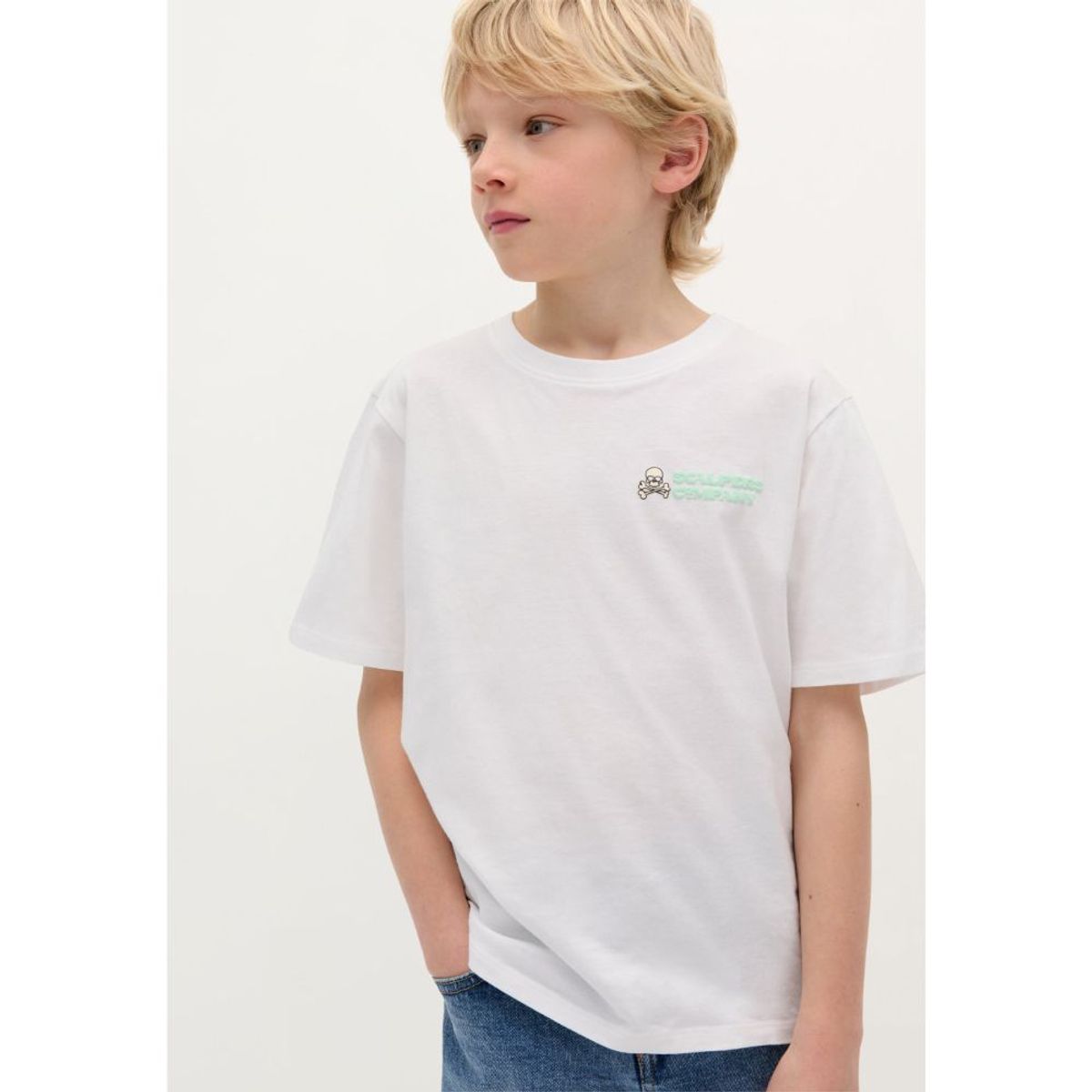 SCALPERS - POLERA PRINT RELIEVE TRASERO