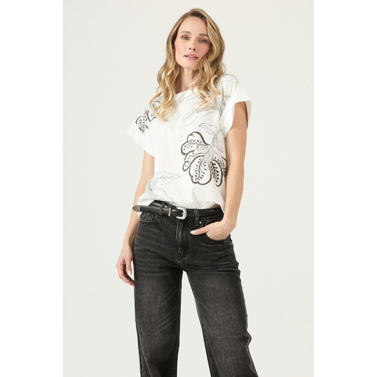 PRIVILEGE - Polera blanca estampada PRIVILEGE 3036