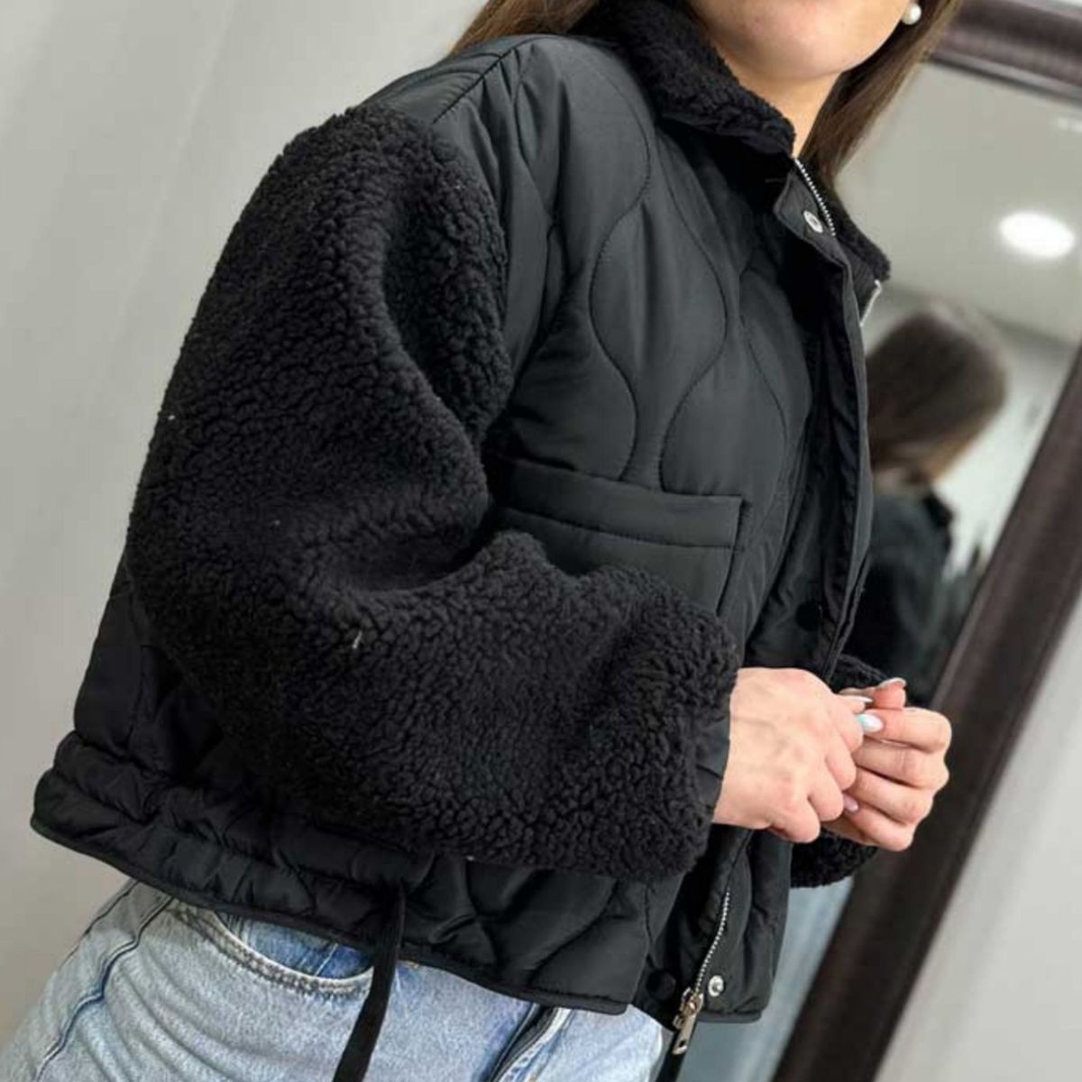 ARRAKASTA - Chaqueta acolchada y mangas de chiporro