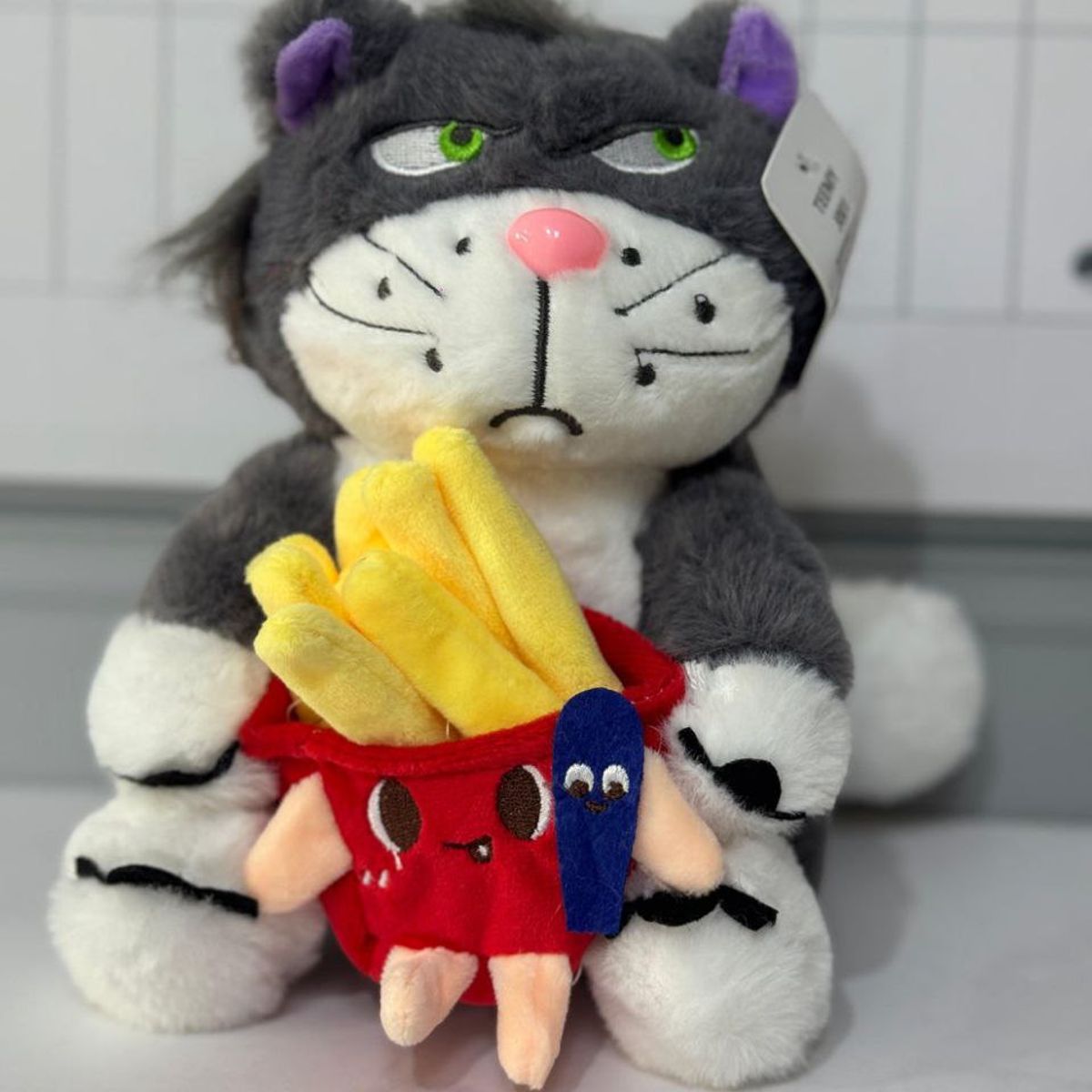 GENERICO - Gato Lucifer Peluche 22cm