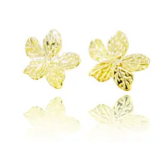 ANDREA COGGIOLA JOYAS - Aros Flor Pétalos Ramificados Enchapados Oro 18K