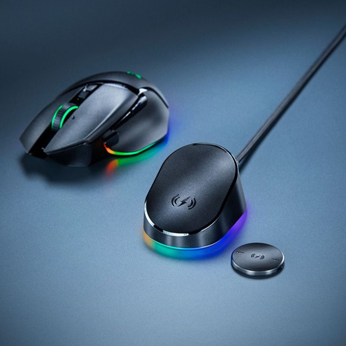 RAZER - Cargador Inalámbrico Razer Wireless Charging Puck Qi Dock Pro Basilisk V3 Pro 5g - Color Negro