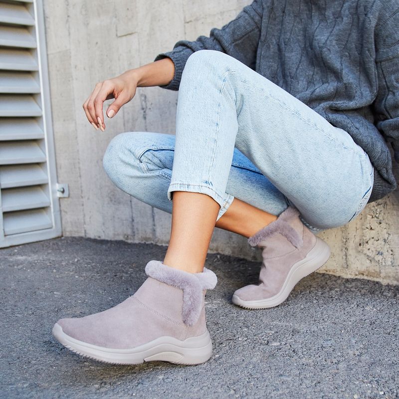 SKECHERS - Botín Mujer Cuero Beige