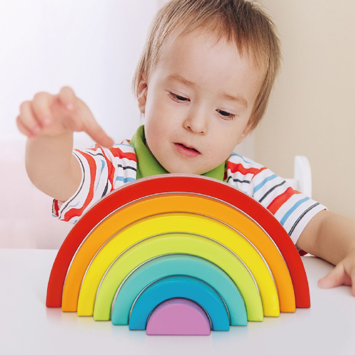 CHITINES - Caja Montessori Playbox Estimulación Colores 50 Piezas
