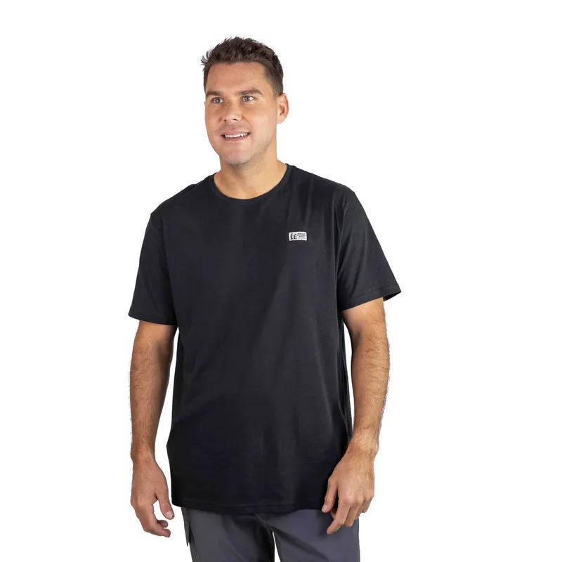 MARMOT - Polera Hombre Chest Label Tee Negro Marmot